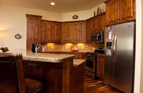 Durango House | Luxury Townhome - Great Views - 4 Miles from Downtown - Central AC