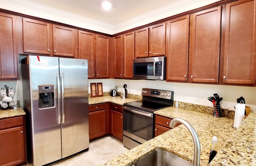 Gran Paradiso House | LUXURY TOWNHOME IN FABULOUS COMMUNITY