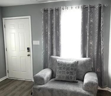 Piney Green Apartment | Luxury Townhome Jacksonville, NC