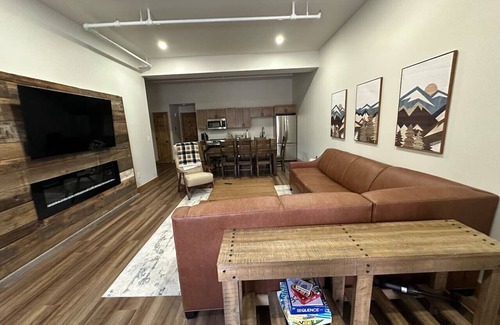 Wilmington Apartment | Luxury Townhome Unit 106
