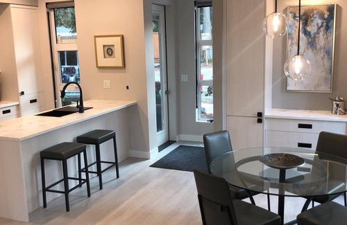 Regional District of Nanaimo House | Luxury Townhouse on Rathtrevor Beach with Pool!