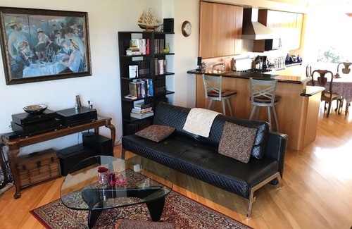 Glen Park House | Luxury Townhouse with Spectacular Views - Free WIFI and Parking