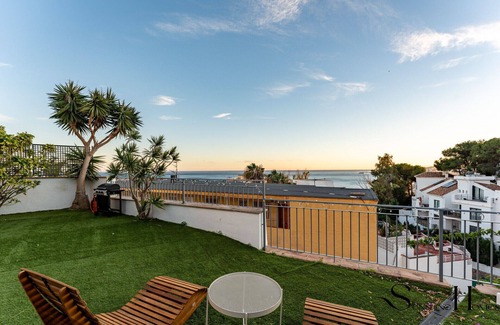 Torreblanca Ski Chalet | Luxury townhouse with rooftop Sauna & Jacuzzi