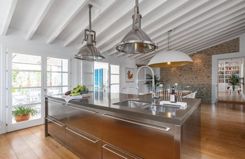 Selva Villa | Luxury townhouse with garden and heated pool.