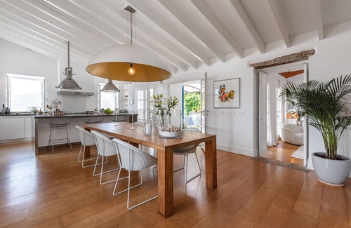 Selva Villa | Luxury townhouse with garden and heated pool.