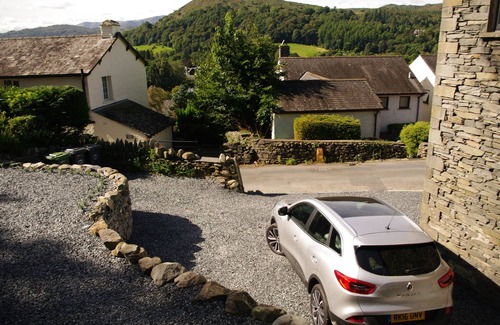 Ambleside House | Luxury traditional Lakeland House with ample parking and fantastic views