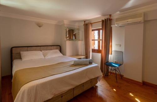 Kaleici Villa | Luxury Triplex Villa with Pool