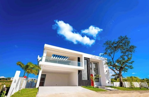 Montellano Villa | Luxury Tropical Paradise Villa, 4 bed. W Pool