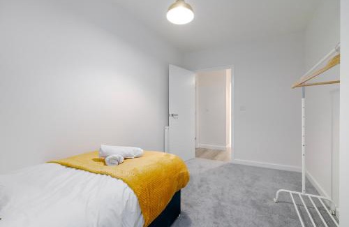 Glyndon House | Luxury Two Bed Apartment Near The 02 Arena