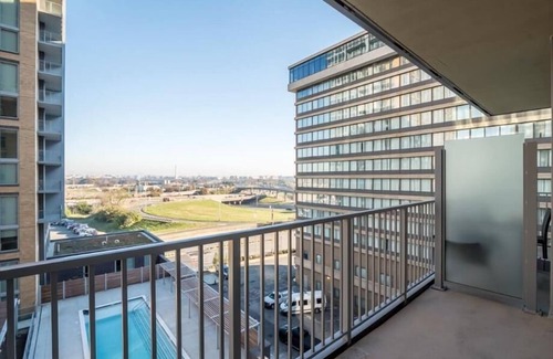 Crystal City Apartment | Luxury Two Bedroom Apartment with Balcony | Crystal City Arlington VA | by GLS