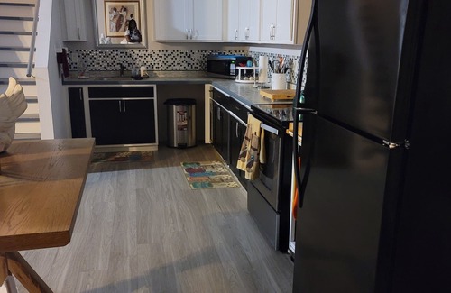 Fruitland Park House | Luxury two-story Guesthouse