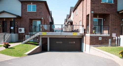 Laval Villa | Luxury Two Story Villa Unit A