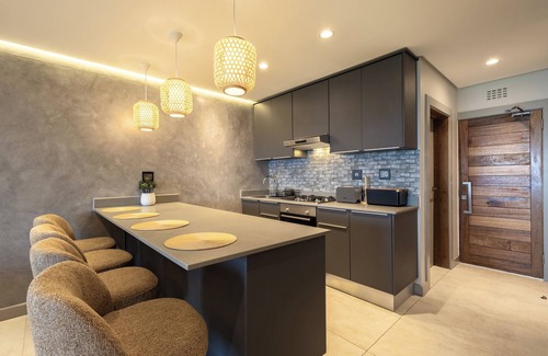 Umhlanga Ridge Apartment | Luxury Umhlanga Escape | Sea Views, Balcony, Pool