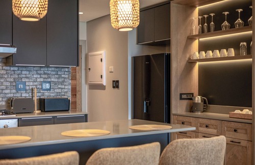 Umhlanga Ridge Apartment | Luxury Umhlanga Escape | Sea Views, Balcony, Pool