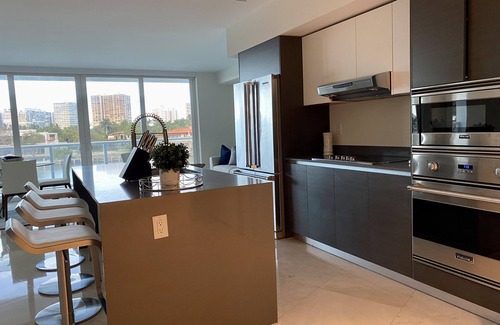 Seybold Condo | Luxury Vacation Rental Waterfront Condo Bal Harbour Miami Beach
