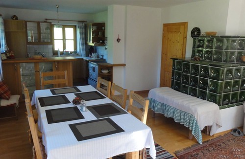 Krispl House | LUXURY VACATION HOME & CLOSE TO THE CITY OF SALZBURG & TOURING SKI SLOPE & PANORAMIC MOUNTAIN VIEW