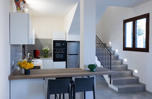 Birgi Vecchi House | Luxury vacation home in Lo Stagnone I Casa B Room 1