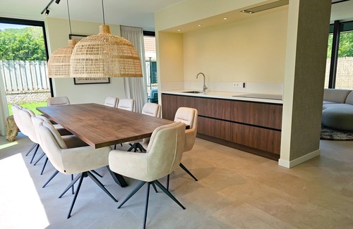 Groot Valkenisse Villa | Luxury vacation home with sauna BG04