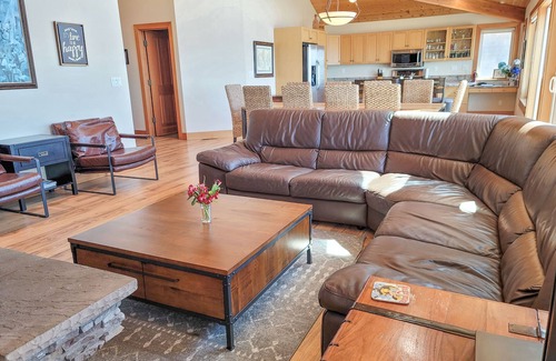 Happy Camp Hideaway House | Luxury Vacation Home on the beach!