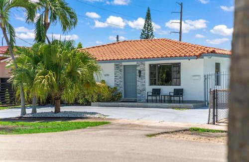 Flagami House | Luxury Vacation House in Miami’s Center!