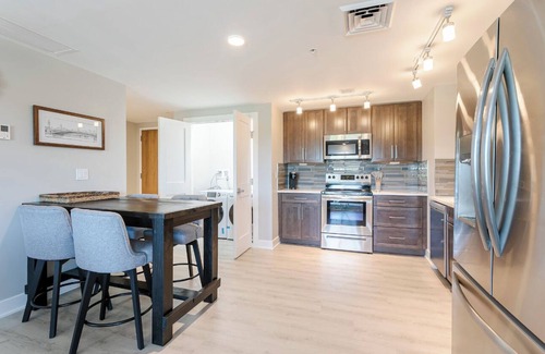 Canandaigua Condo | Luxury Vacation in Canandaigua. #418