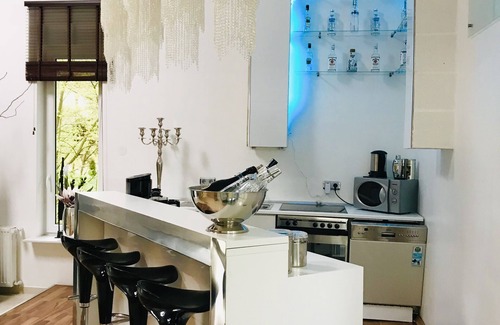 Czluchow House | Luxury vacation need not be expensive !