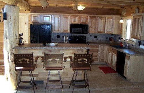 Clyde House | Luxury Vacation Rental with a Hot Tub for Rent in Clyde, North Carolina