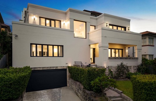 Vaucluse House | Luxury Vaucluse home, close to beach, 10 min from CBD