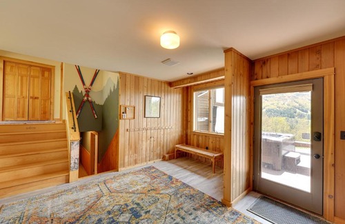 Windsor House | Luxury Vermont Vacation Rental Private Hot Tub!