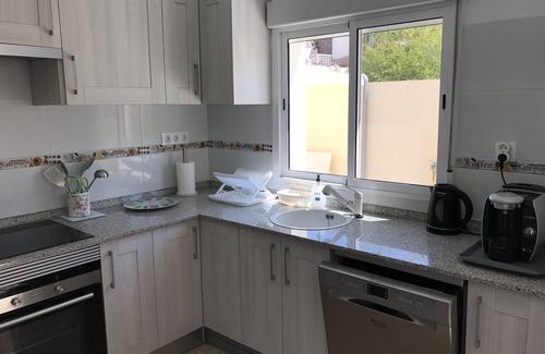 Santiago de la Ribera Villa | Luxury Villa south facing-Beach 500m-Private heated pool-English TV-WiFi-BBQ