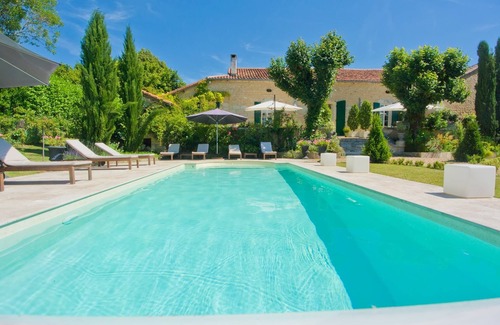 Saint-Privat-des-Pres House | Luxury Villa with pool, spa, gym. 20% DISCOUNT ON ALL REMAINING WEEKD .