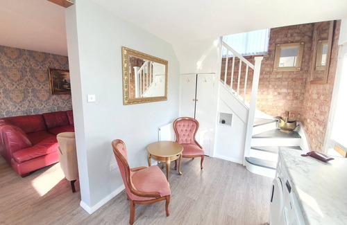Bray on Thames House | Luxury Victorian home secluded in greenery