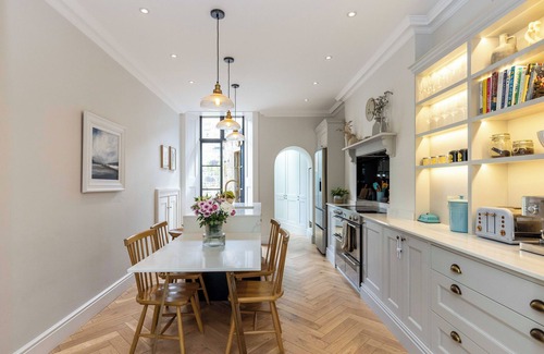 Gorgie House | Luxury Victorian townhouse near the centre of Edinburgh