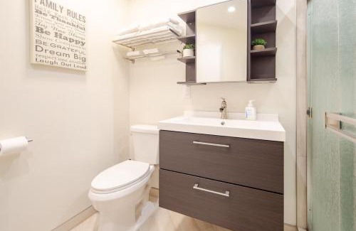 Mount Helix House | Luxury View Home Perfect for SD Getaway Sleeps 12