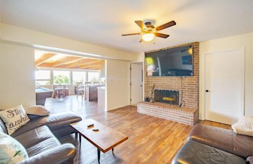 Mount Helix House | Luxury View Home Perfect for SD Getaway Sleeps 12