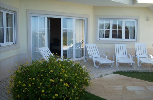Foz do Arelho Villa | Luxury Vila with Private Pool and Ocean Views - Sleeps 20