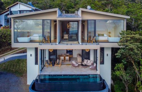 Monteverde Villa | Luxury villa on the Cloud Forest Infinity Pool