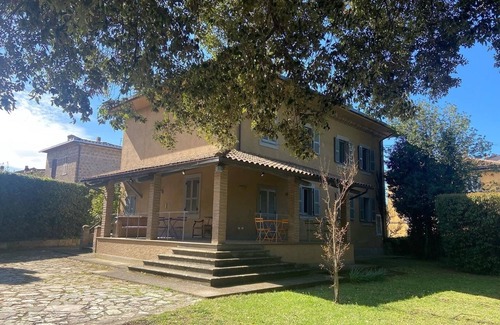 Vetralla Villa | Luxury villa - 10 minutes from Lake Vico and 15 km from the spa of Viterbo