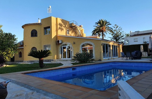 Almadrava Beach Villa | Luxury villa 200 m. on the beach pr. Pool, 1250sqm garden, wellness, BBQ, air conditioning, WiFi