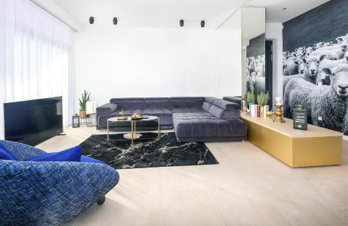 Jakisnica Villa | Luxury Villa 360 - private heated pool