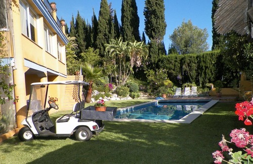 Urbanizacion el Rosario Villa | Luxury villa 6 bedrooms 6 bathrooms en suite. 700m2 terraces / 3. 500m2 garden