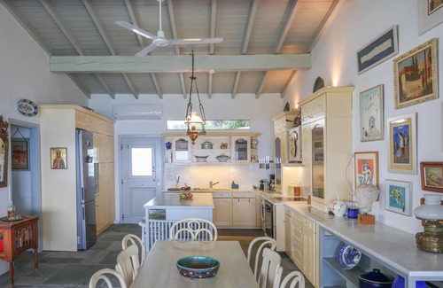 Kanapitsa Villa | Luxury Villa Alma in Skiathos. Steps to the beach., 10 min to Town.