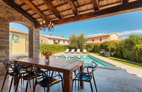 Kaldir Villa | Luxury villa and the winery Benvenuti are the key "condiments" for your holidays
