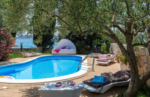 Betina Villa | Luxury Villa Bella Vista with Swimming Pool
