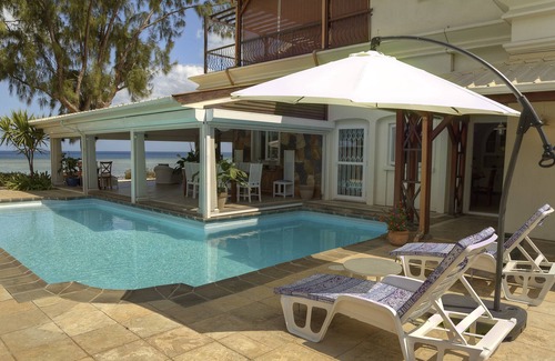 La Mivoie Villa | Luxury villa Blue Pearl on Tamarin beach: 5 bedrooms, private pool