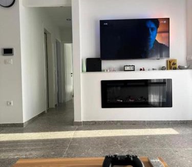Trn Apartment | Luxury Villa Blue Sky