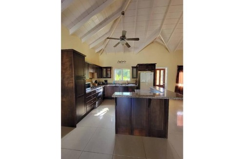 Westbury Villa | Luxury Villa, Cades Bay, Nevis - Villa Tranquil