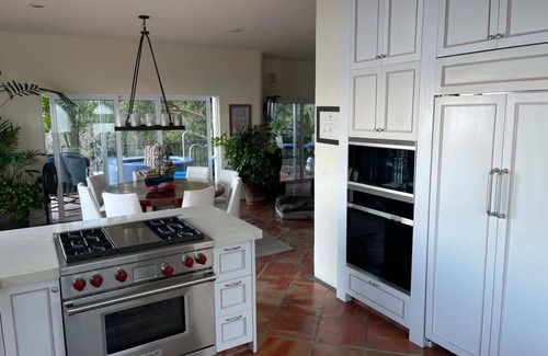 South Shore Hotel Area Villa | Luxury Villa Casa Matuta @ Mismaloya-Full Staff
