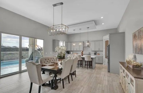 Biggs Field Villa | Luxury Villa - Casa Del Sol.