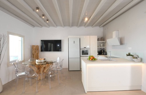 Plintri Villa | LUXURY VILLA COMPLEX, CLOSE TO BEACH, FREE DAILY MAID SERVICE